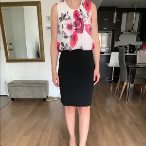 Gorgeous floral dress 
Quiz brand 
Size 42 Eur
Brand new comes with price tag